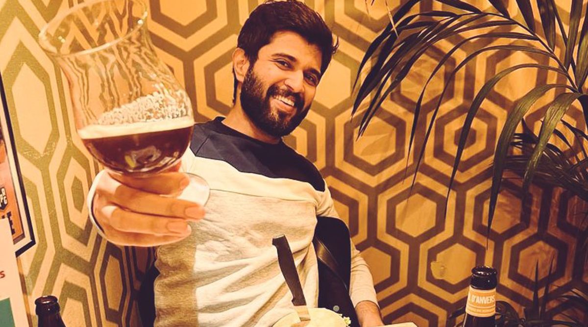 Vijay Deverakonda's weekend looks lot of fun with ‘Beers and Burgers' : See pic