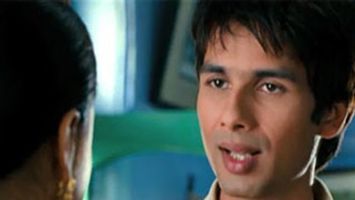 $videos->thumbnail_name trailer