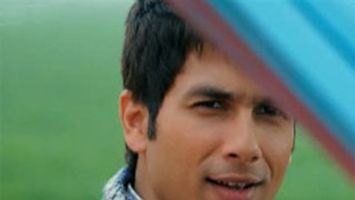 $videos->thumbnail_name trailer