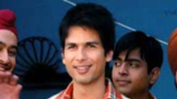 $videos->thumbnail_name trailer