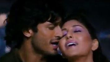 $videos->thumbnail_name trailer