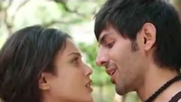 $videos->thumbnail_name trailer