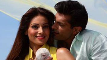 $videos->thumbnail_name trailer