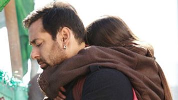 $videos->thumbnail_name trailer