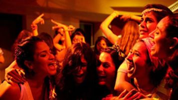 $videos->thumbnail_name trailer