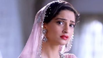 $videos->thumbnail_name trailer