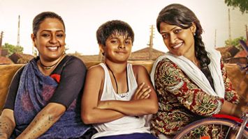 $videos->thumbnail_name trailer