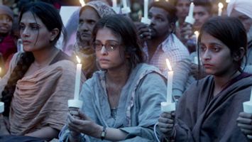 $videos->thumbnail_name trailer