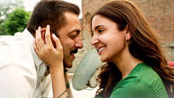 $videos->thumbnail_name trailer