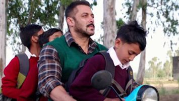 $videos->thumbnail_name trailer