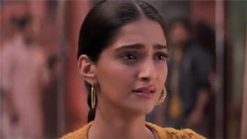 $videos->thumbnail_name trailer