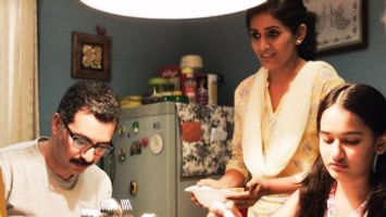 $videos->thumbnail_name trailer