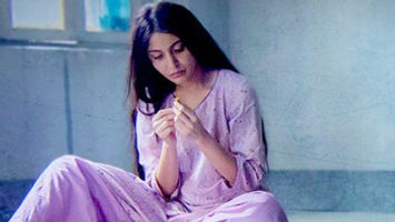 $videos->thumbnail_name trailer