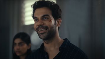 $videos->thumbnail_name trailer