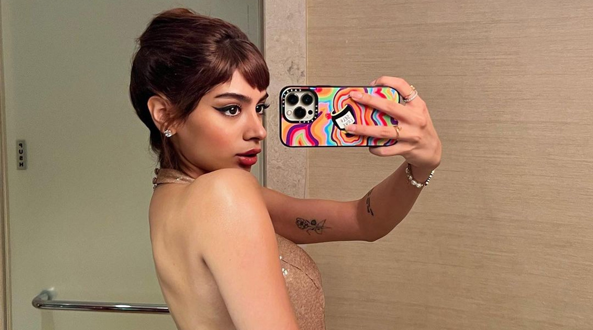 Khushi Kapoor flaunts her body in the latest photo; Suhana Khan comments 'Wowwww'