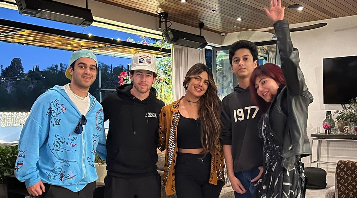 Fans find it funny that Priyanka Chopra keeps wearing Nick Jonas' clothing as she borrows it from him once more. View pictures